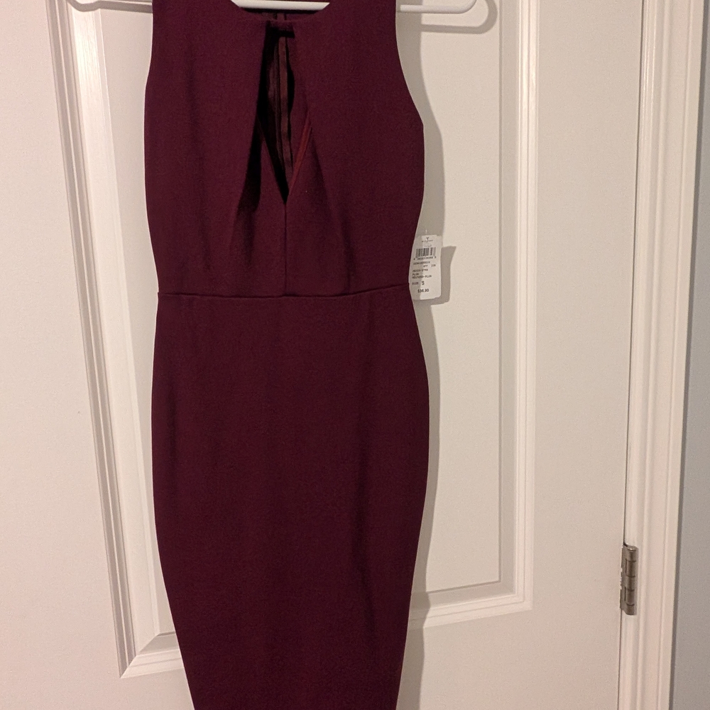 Elegant Sleeveless Purple Dress